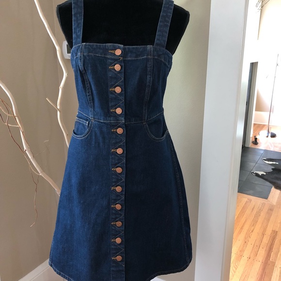 Madewell Dresses & Skirts - Madewell Denim Button-Up Dress, size 8